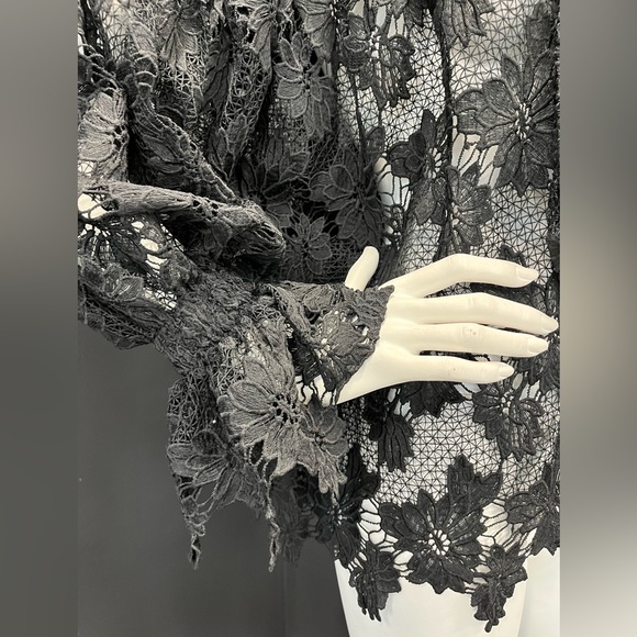 Black lace top. - Picture 3 of 4